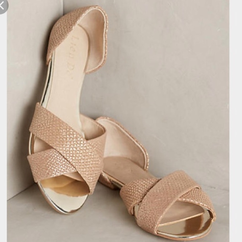 Anthropologie Lien do gold flats